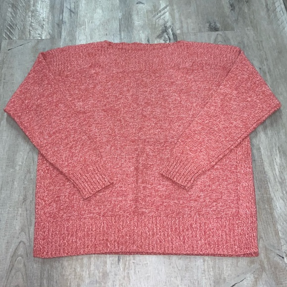 (Bin 21)  Time & Tru, salmon crew-neck sweater w/ slit sides, Size L - Picture 1 of 3